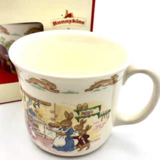 Bunnykins Hug a Mug Handle By Royal Doulton – The Chocolate
