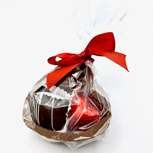 Milk, Small Chocolate Heart with Assorted Chocolates